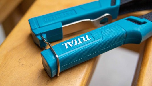 Total Hand Riveter 10.5