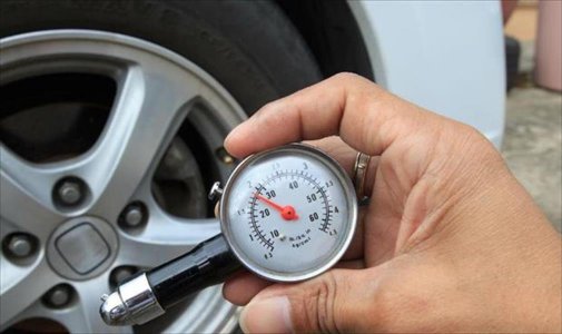 Tire Air Gauge